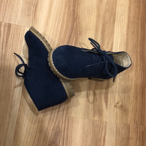Janie and Jack Blue Suede Shoes - Picture 1 of 6